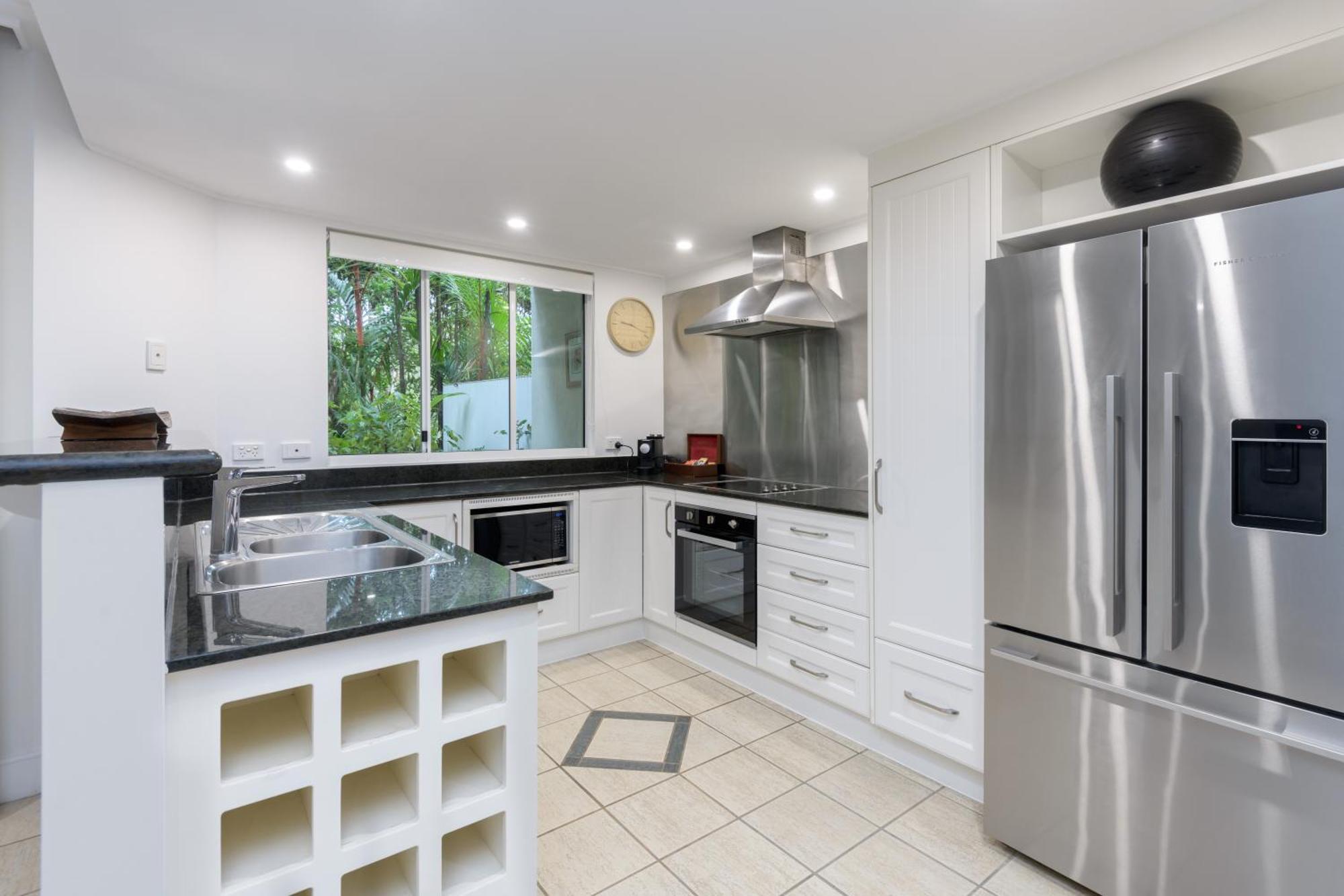 Mandalay Luxury Beachfront Apartments Port Douglas Zewnętrze zdjęcie