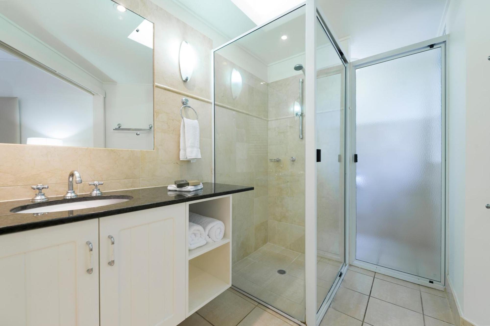 Mandalay Luxury Beachfront Apartments Port Douglas Zewnętrze zdjęcie